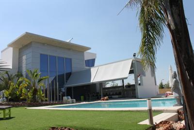 Villa en venta en Alhaurín de la Torre