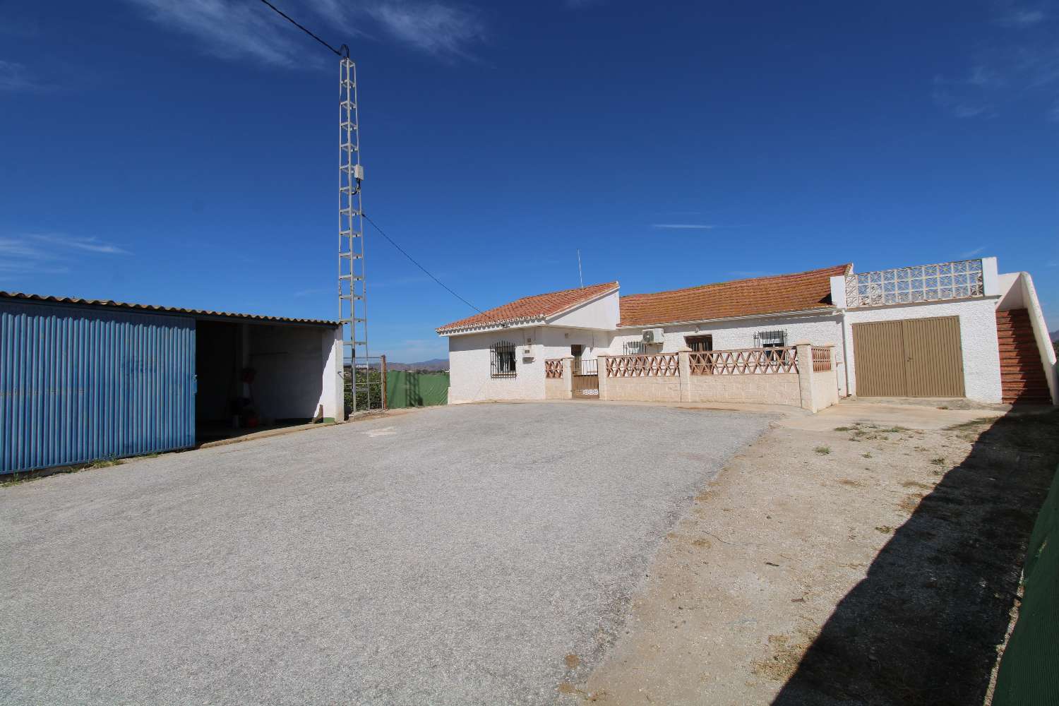 Gran finca ubicada en el Romeral