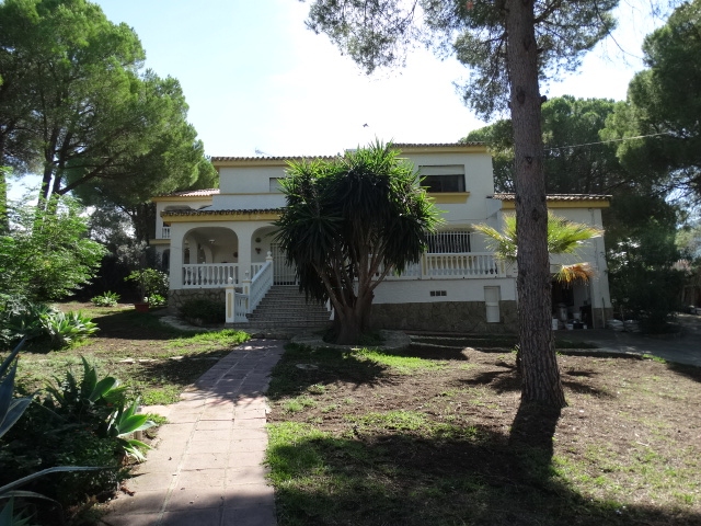 Villa independiente ubicada en Pinos de Alhaurín.