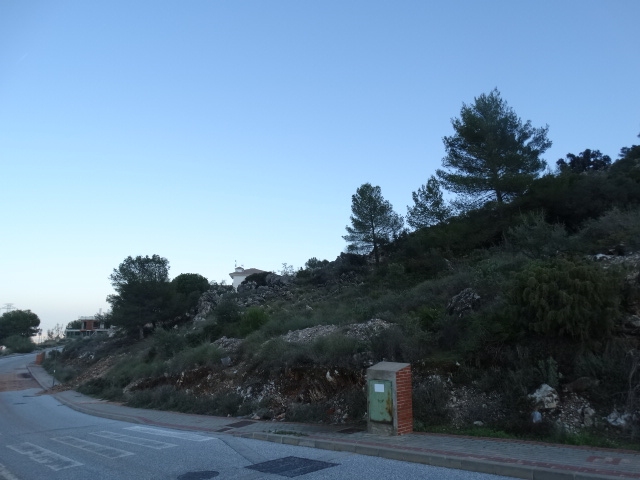 Terrain urbain situé à Pinos de Alhaurin