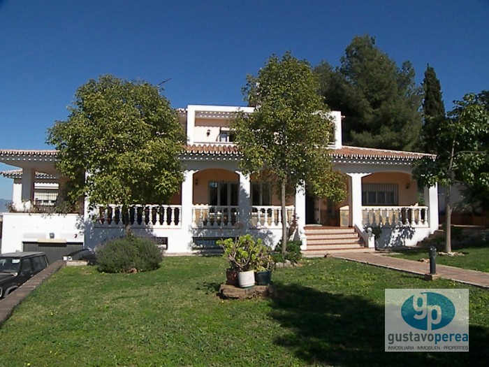 Independent villa located in El Lagar