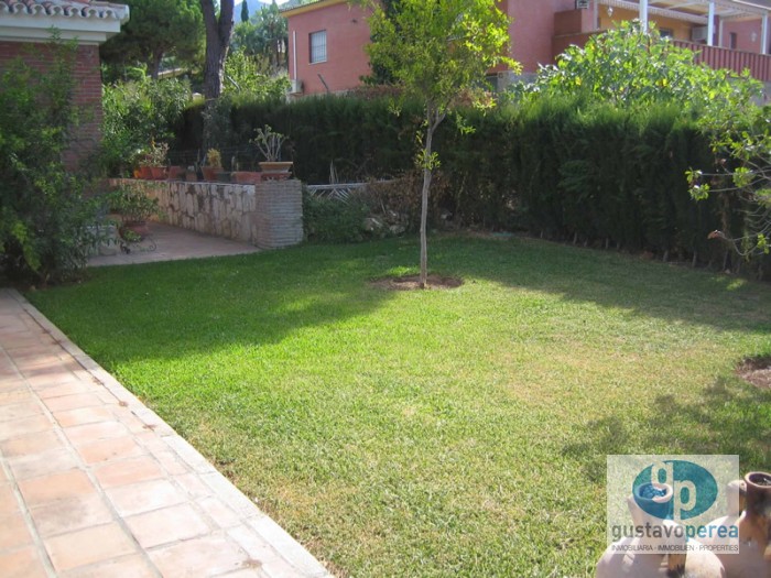 Villa indépendante située à Pinos de Alhaurín.