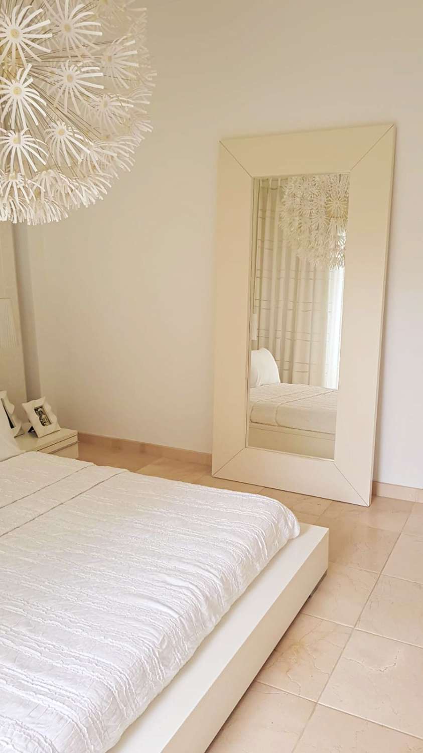 Villa til salg i Alhaurín de la Torre