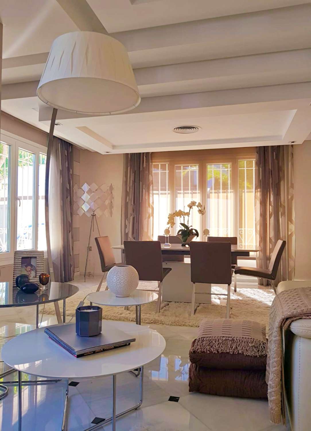 Villa til salg i Alhaurín de la Torre