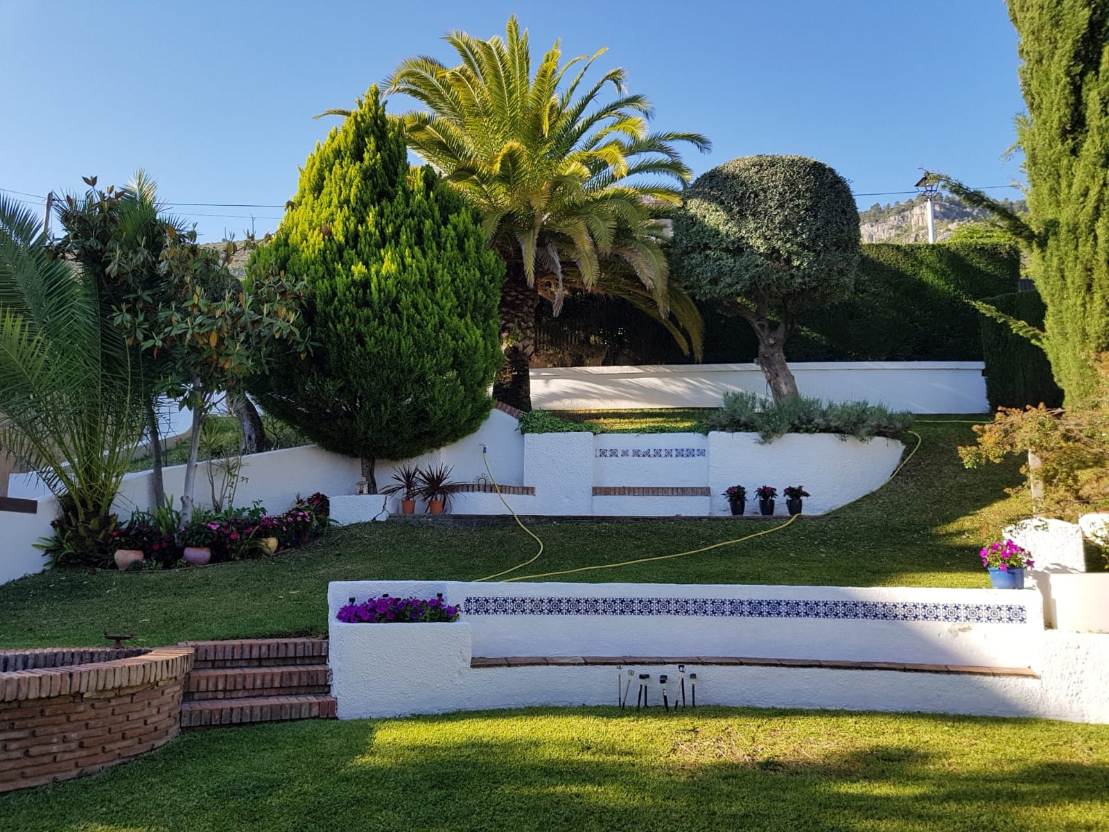 Charming villa in El Lagar Urbanization