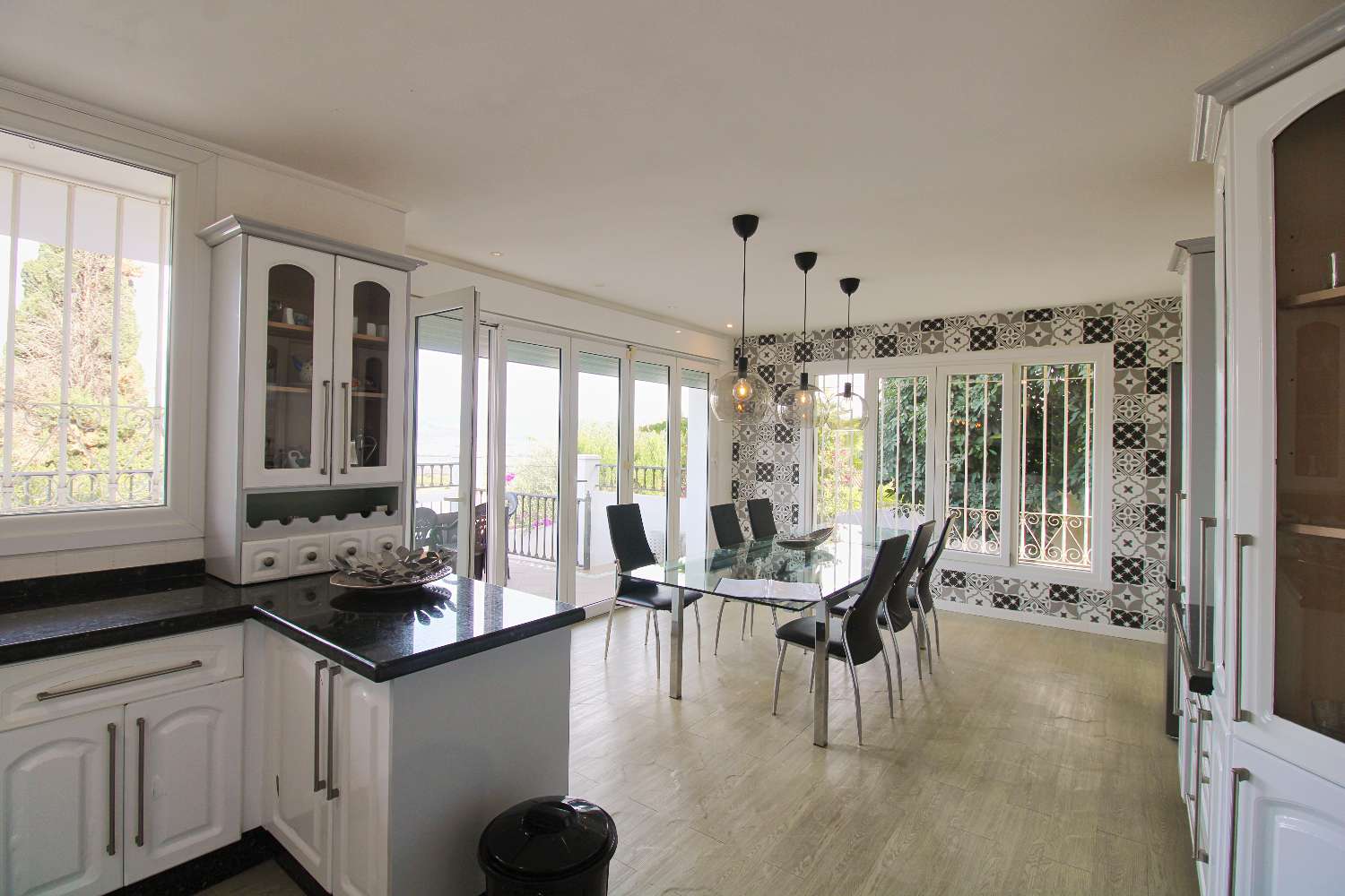 Villa til salg i Alhaurín de la Torre