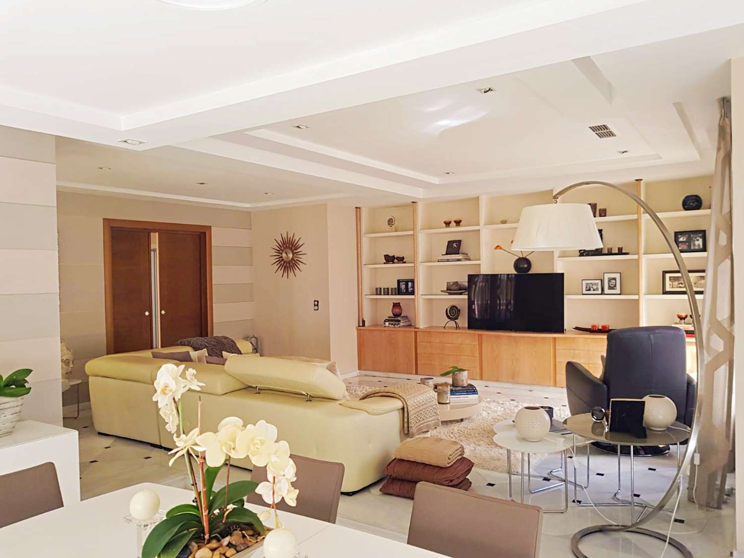 Villa til salg i Alhaurín de la Torre