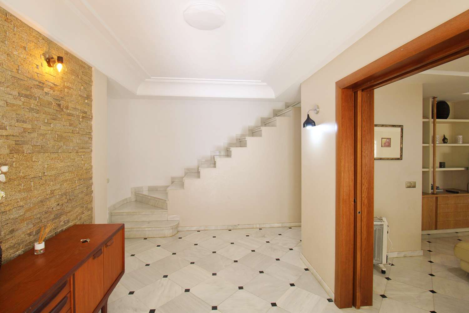 Villa til salg i Alhaurín de la Torre