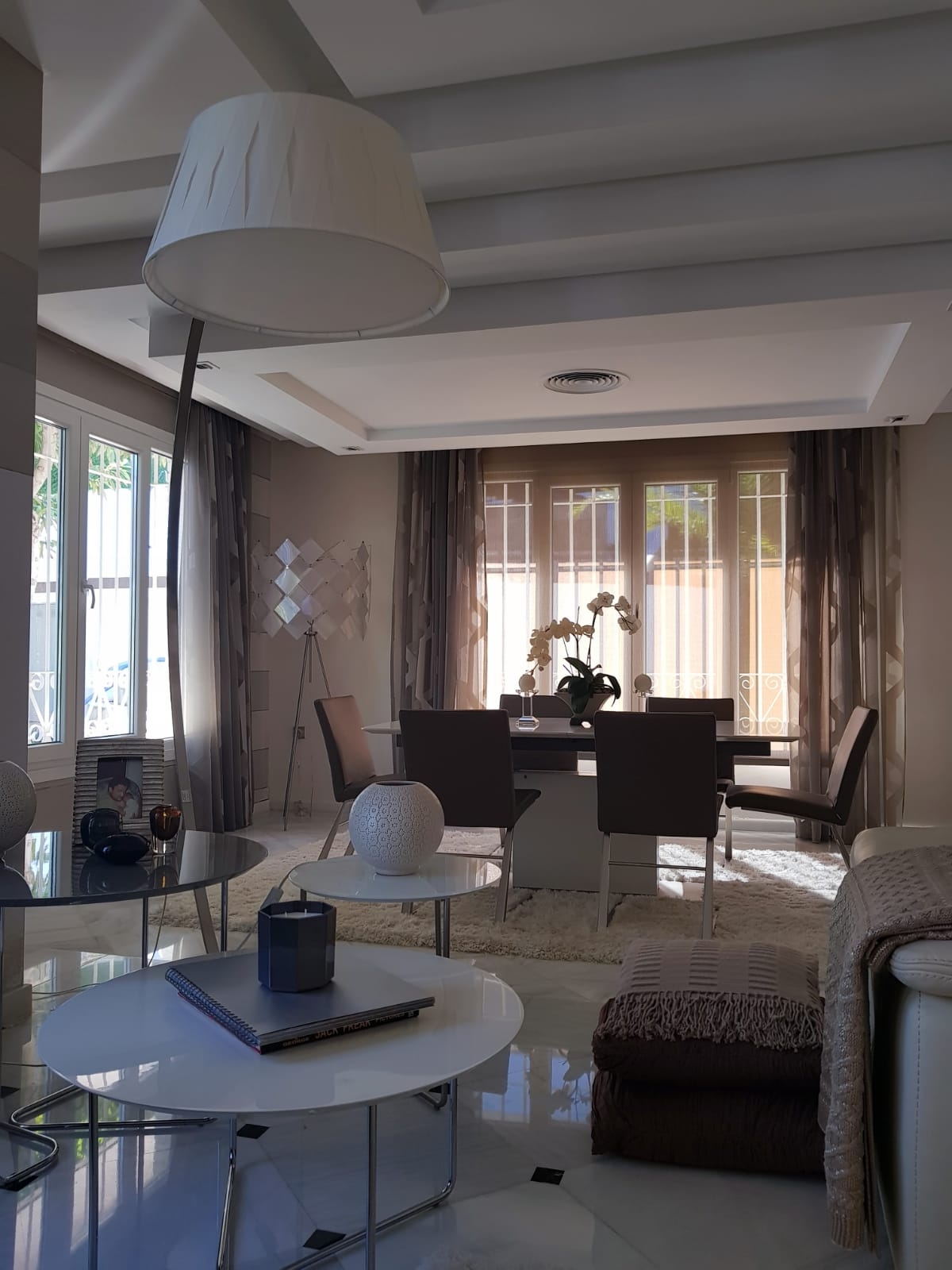 Charming villa in El Lagar Urbanization