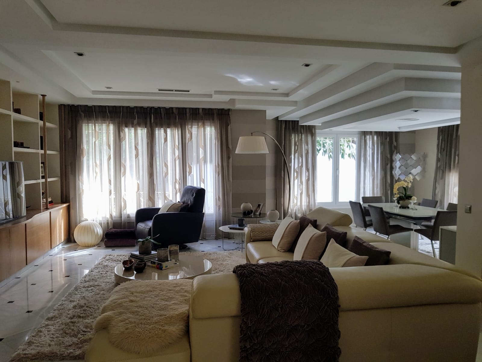 Charming villa in El Lagar Urbanization