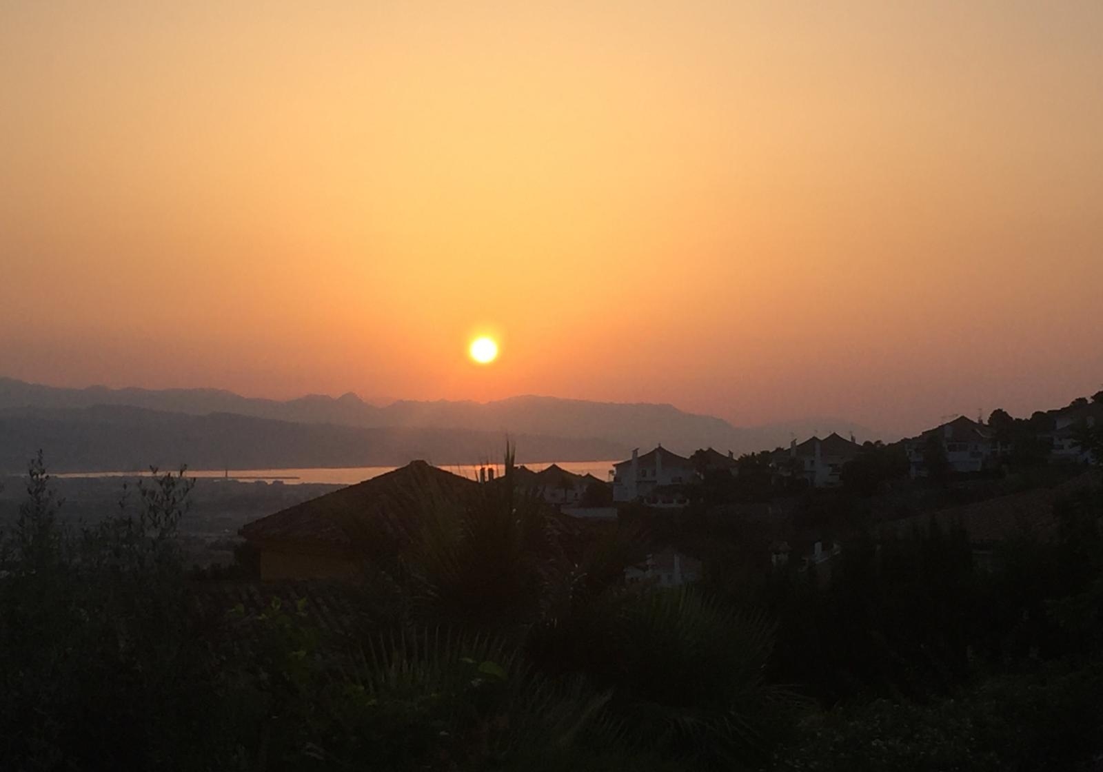 Charming villa in El Lagar Urbanization