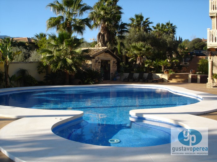 Beeindruckende herrschaftliche Villa in Alhaurin de la Torre