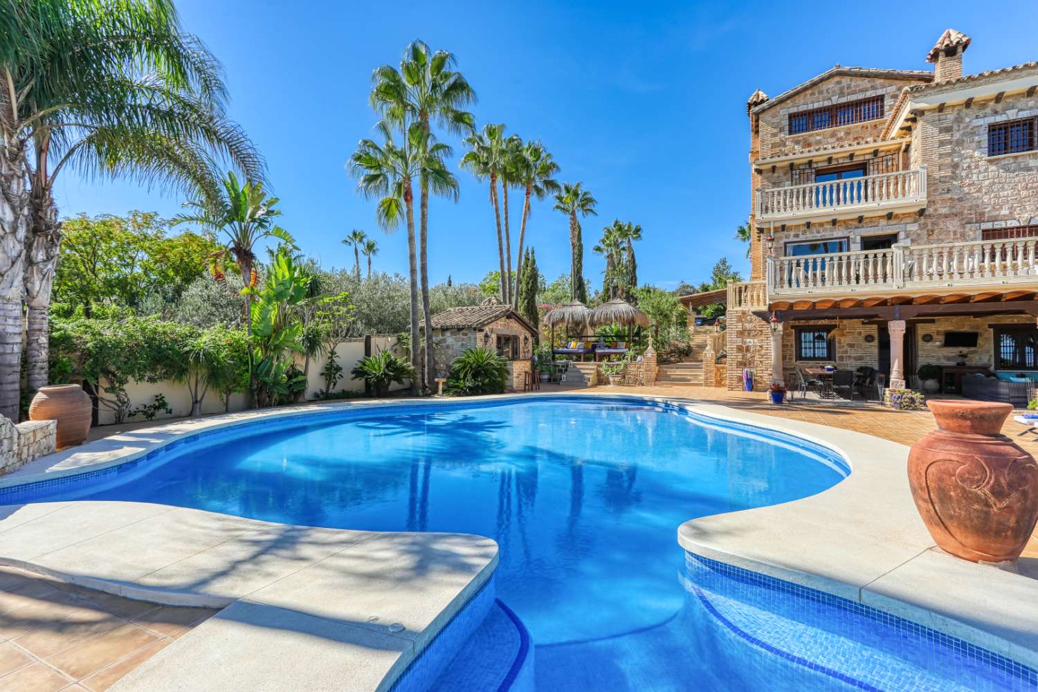 Country Property en venda in Alhaurín de la Torre