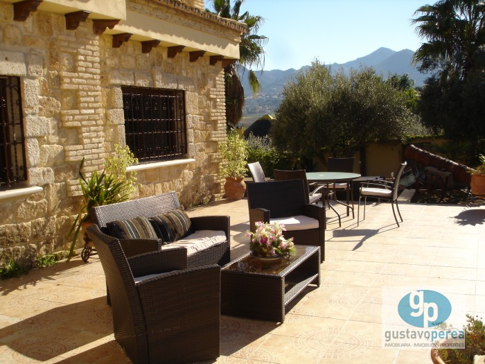 Beeindruckende herrschaftliche Villa in Alhaurin de la Torre