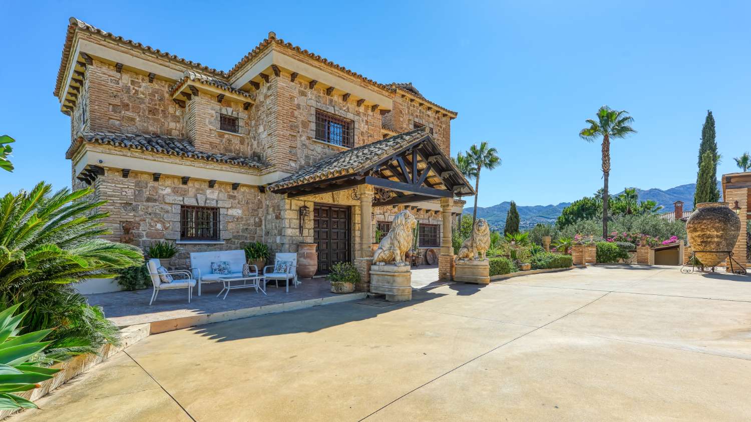 Country Property en venda in Alhaurín de la Torre