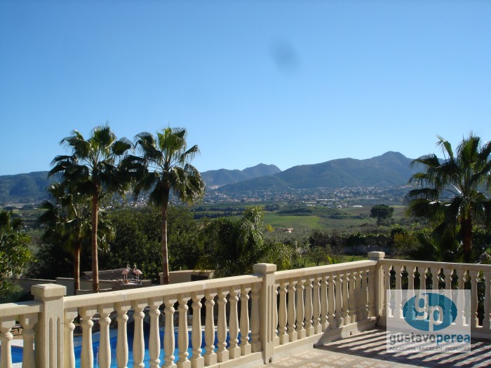 Beeindruckende herrschaftliche Villa in Alhaurin de la Torre
