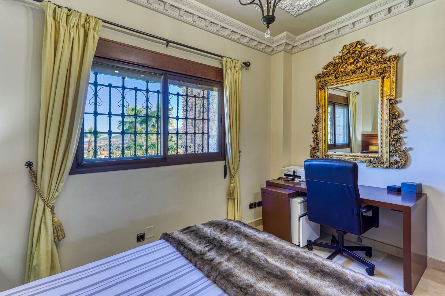 Country Property en venda in Alhaurín de la Torre