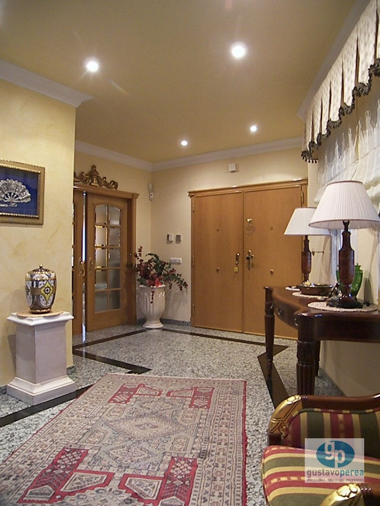 Villa in vendita a Alhaurín de la Torre