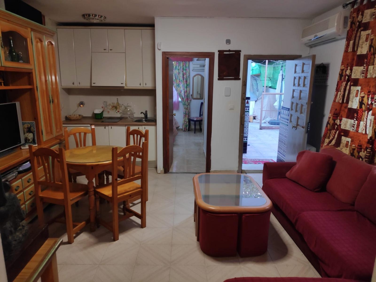 Independent villa located in the Romeral