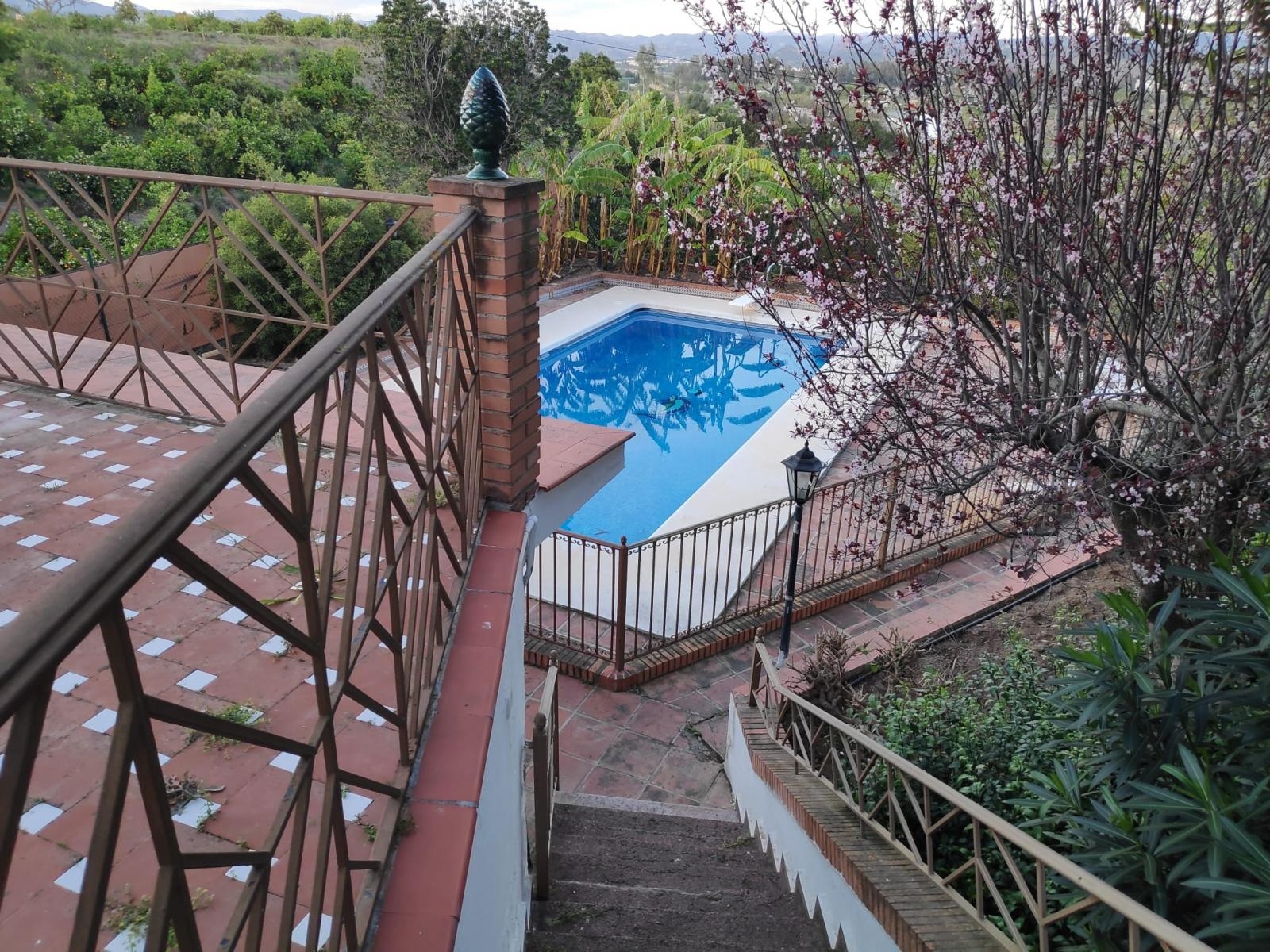 Independent villa located in the Romeral