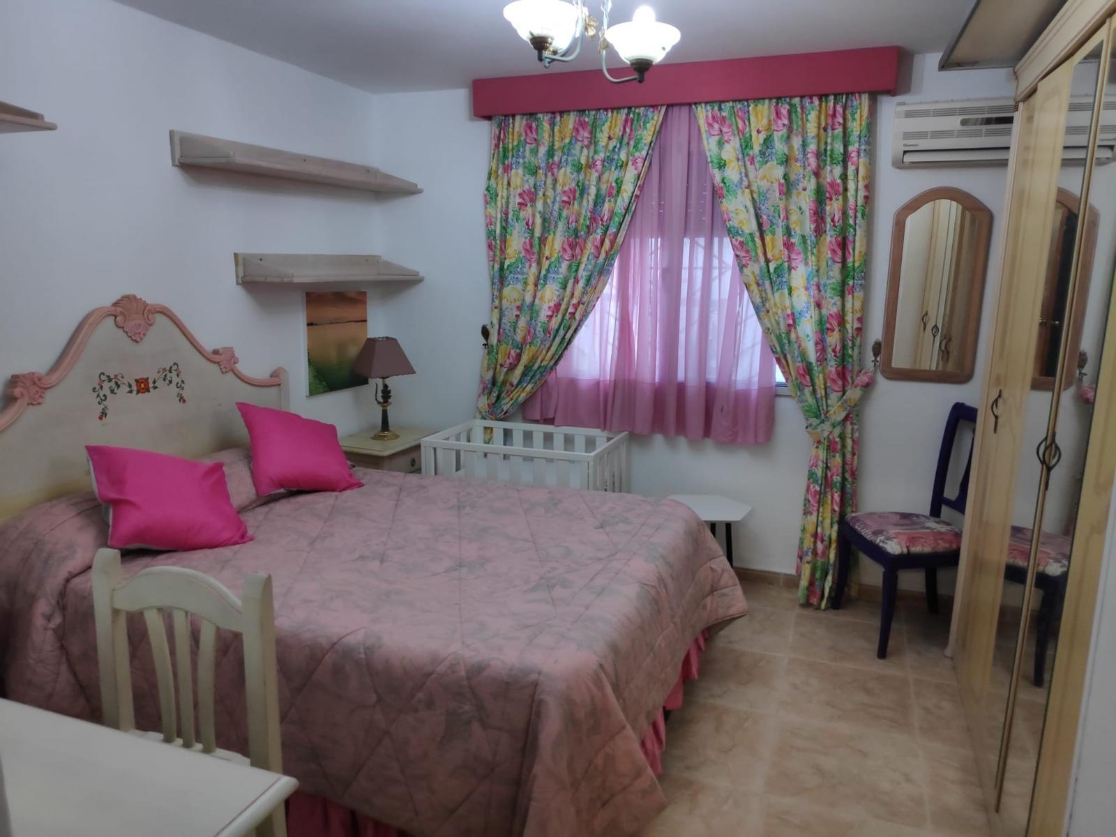 Independent villa located in the Romeral