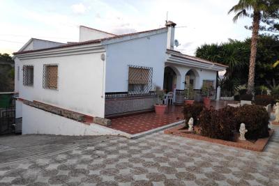 Vila en venda in Alhaurín de la Torre