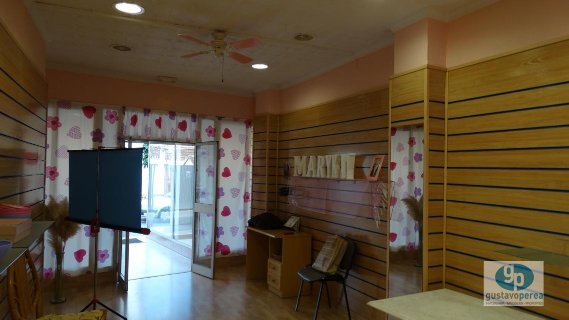 Local comercial en venta en el centro de Alhaurin de la Torre