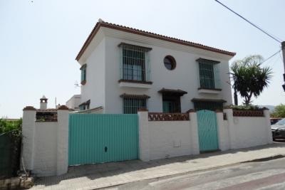 Chalet te koop in Alhaurín de la Torre