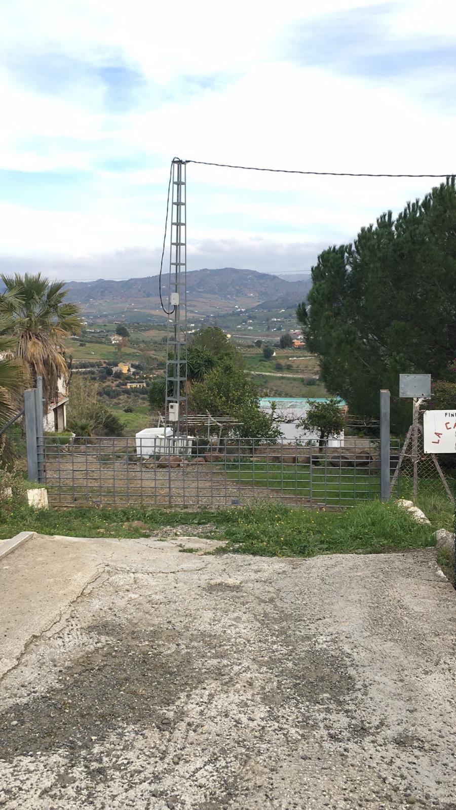 Country Property salgai in Pizarra