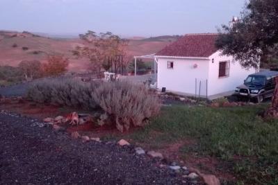 Country Property salgai in Alozaina