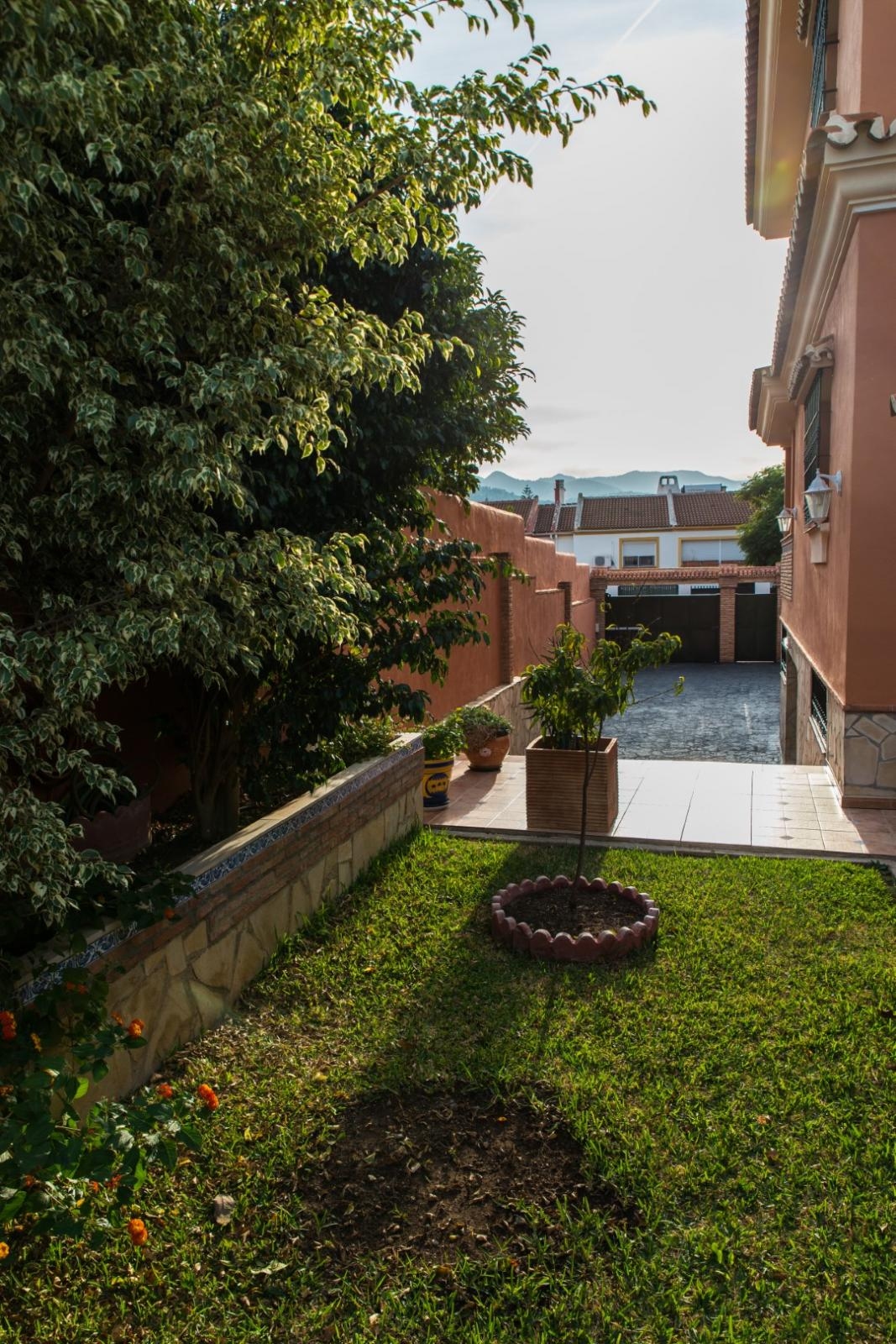 Villa independiente ubicada en Retamar.