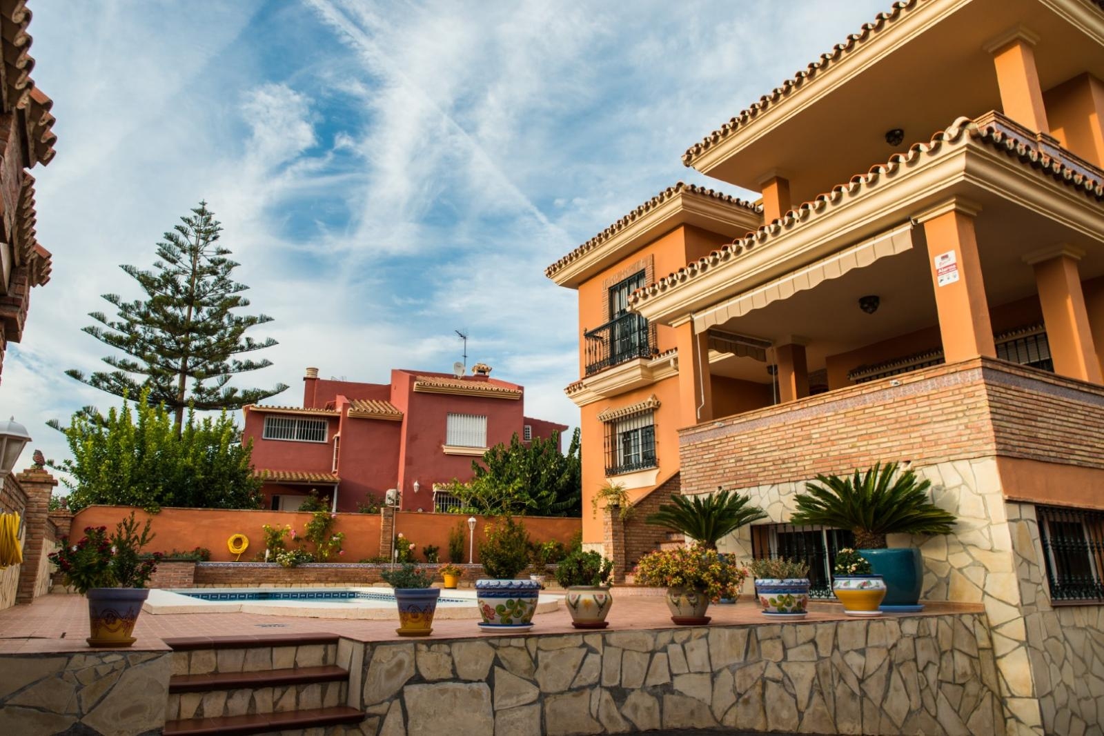 Villa independiente ubicada en Retamar.